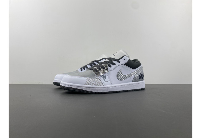 Air Jordan 1 Low Men''s Shoes 553558-152