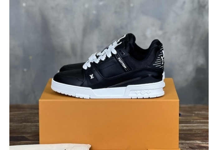 Louis Vuitton LV trainer LVT-217