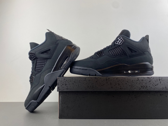 Air Jordan 4 “Black Cat” 2025 FV5029-010