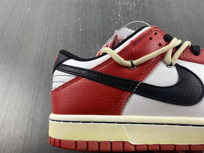 NIKE DUNK LOW EMB CHICAGO KNICKS
