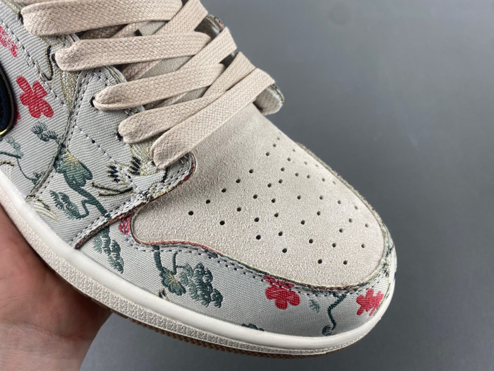 Air Jordan 1 Low HV82329-100