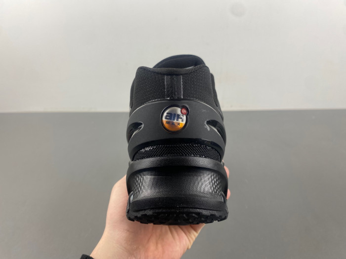 Nike Air Max DN 8 FQ7860-005