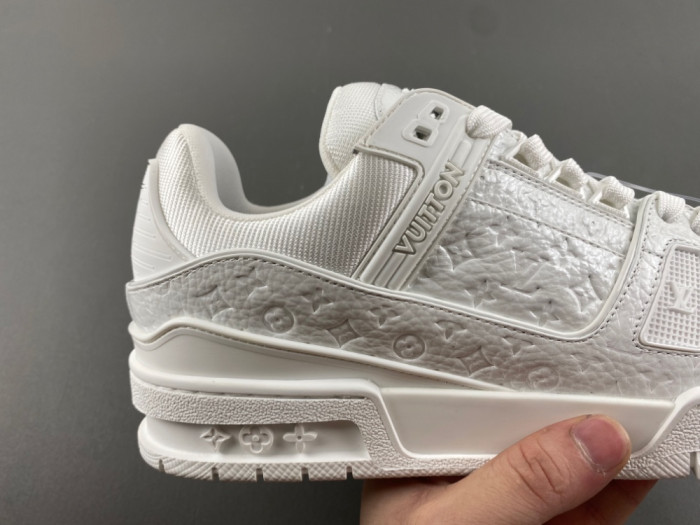 Louis Vuitton LV trainer LVT-199