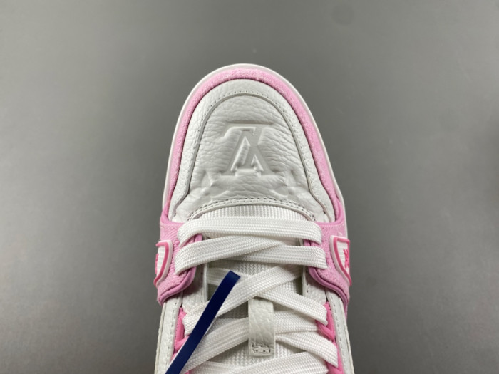 Louis Vuitton LV trainer LVT-200