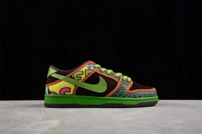 Nike SB DUNK LOW