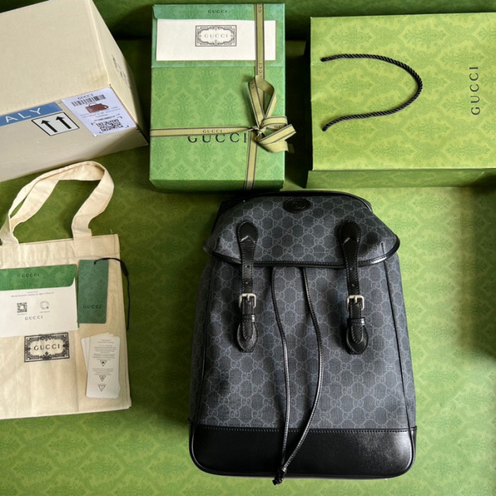 Gucci medium backpack with Interlocking G 696013