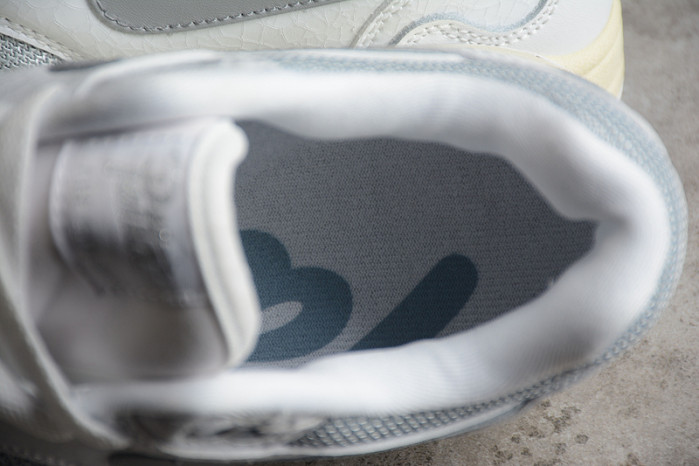 Patta x Air Max 1 ''White'' DQ0299-100