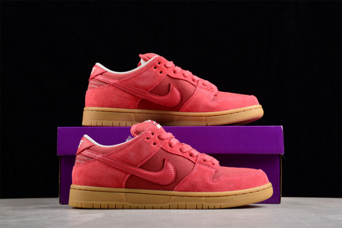 NIKE SB DUNK LOW