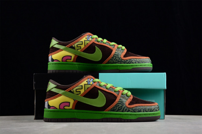 Nike SB DUNK LOW