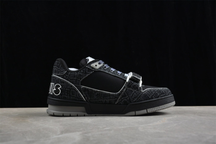 Louis Vuitton LV trainer LVT-209