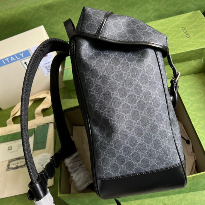 Gucci medium backpack with Interlocking G 696013