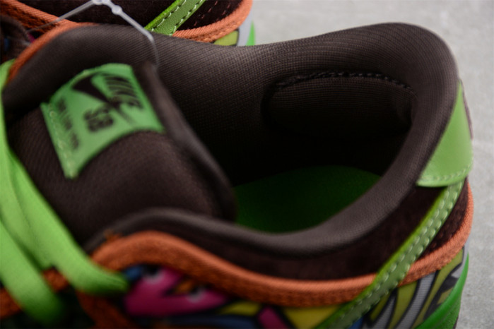 Nike SB DUNK LOW