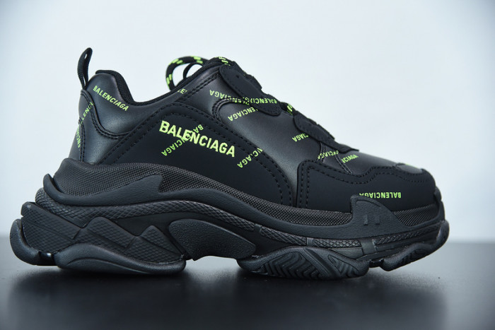 BL TRIPLE S TRAINERS
