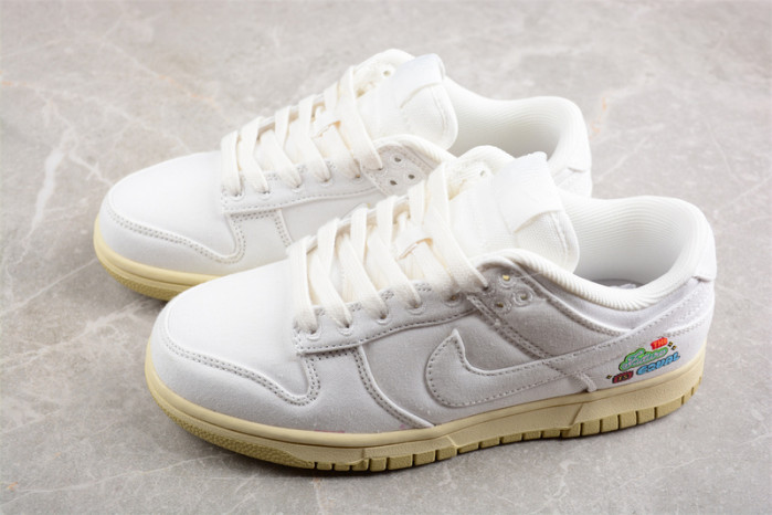 Nike DUNK LOW SE 