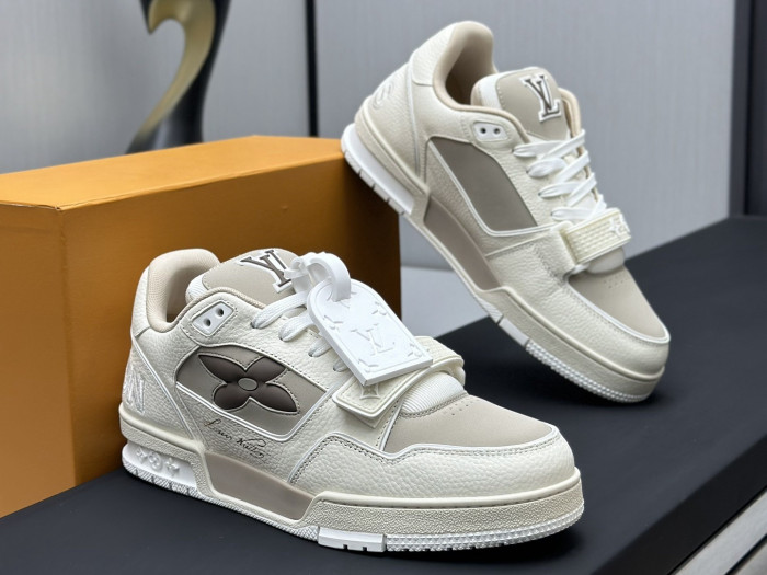 Louis Vuitton LV trainer LVT-222