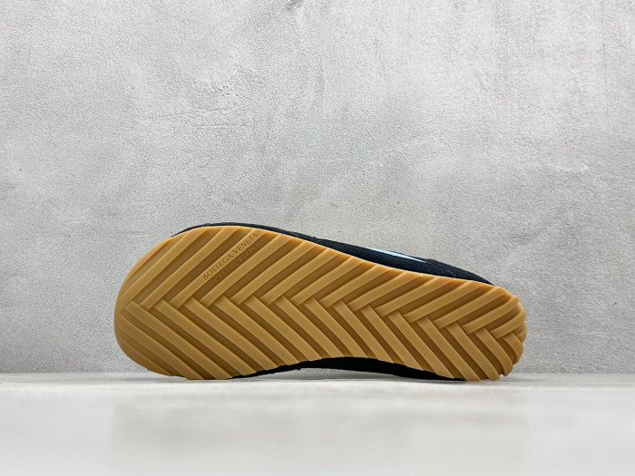 BOTTEGA VENETA SNEAKER BVS-045