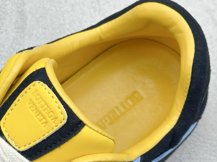 BOTTEGA VENETA SNEAKER BVS-045