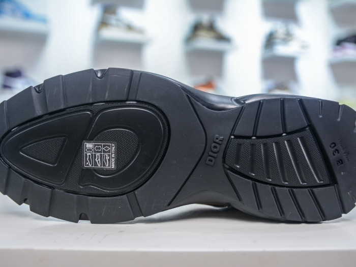 DR B30 TRAINER SNEAKER DR-168