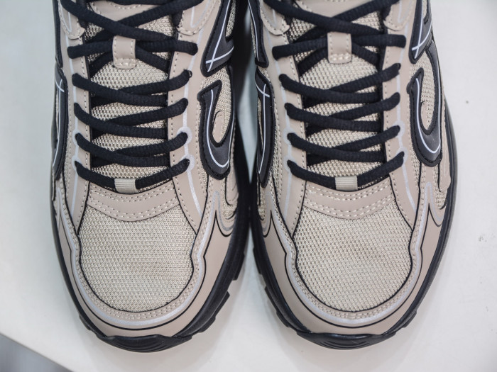 DR B30 TRAINER SNEAKER DR-168