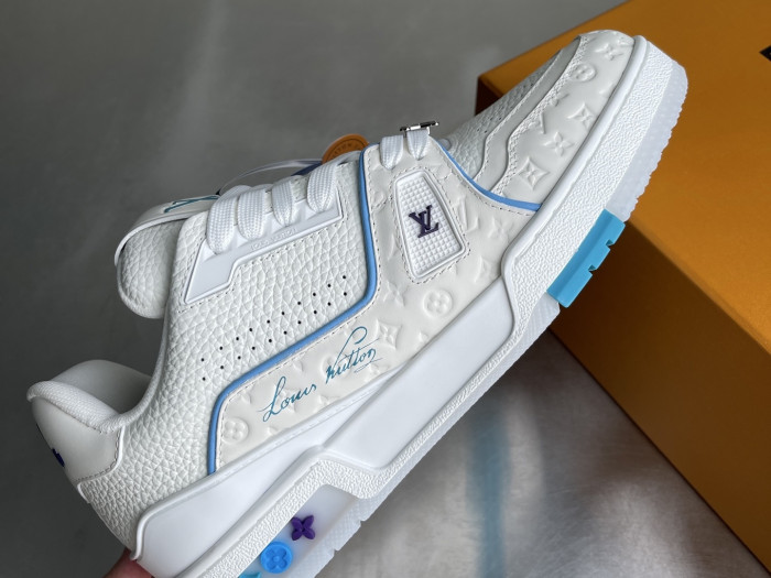 Louis Vuitton LV trainer LVT-223
