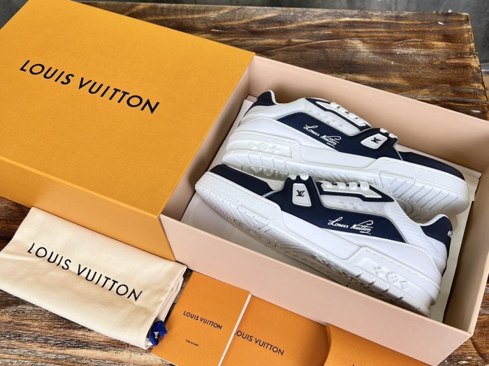 Louis Vuitton LV trainer LVT-219