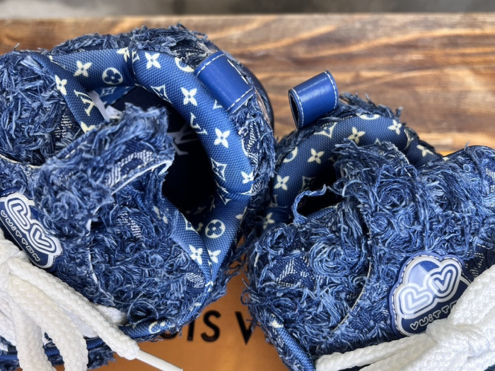 Louis Vuitton LV trainer LVT-218