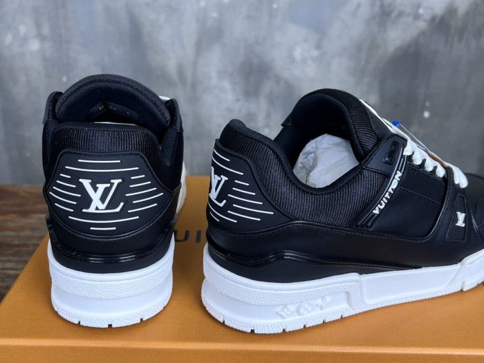 Louis Vuitton LV trainer LVT-217