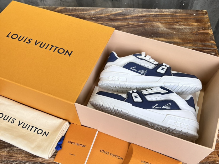 Louis Vuitton LV trainer LVT-213
