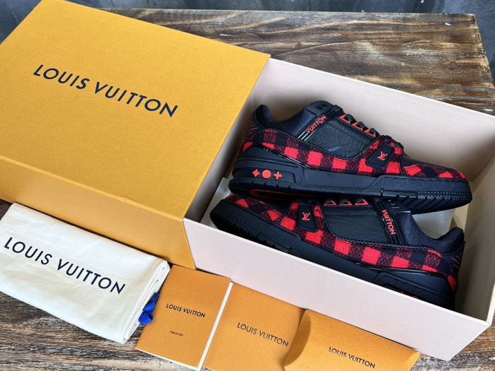 Louis Vuitton LV trainer LVT-212