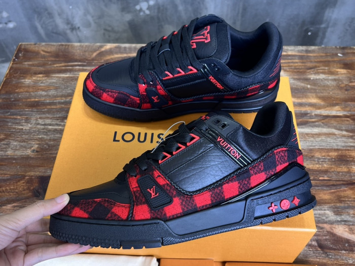 Louis Vuitton LV trainer LVT-212